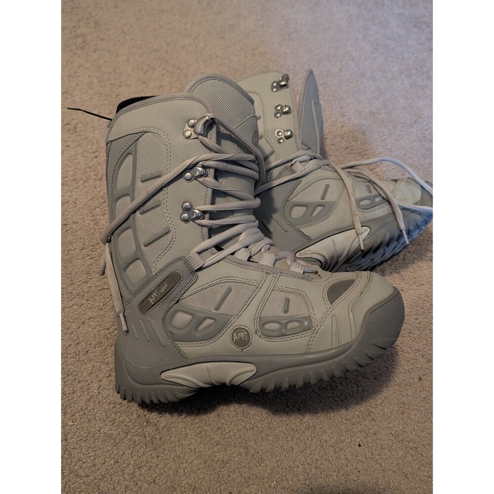 Snowboard Boots AMS size 6 gray good condition